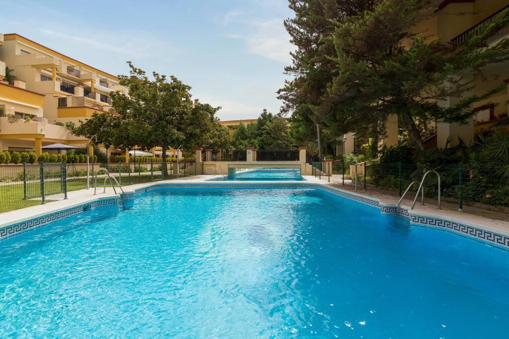 Oleholidays 1133 Romana Playa Primera Linea Playa Марбеля Екстериор снимка