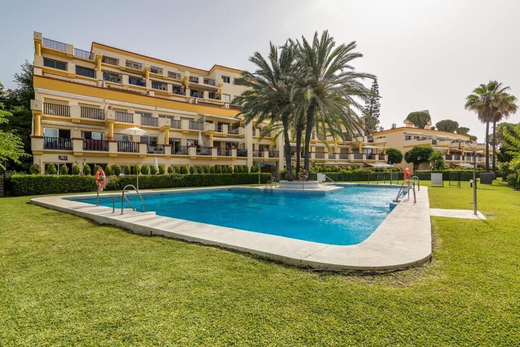 Oleholidays 1133 Romana Playa Primera Linea Playa Марбеля Екстериор снимка
