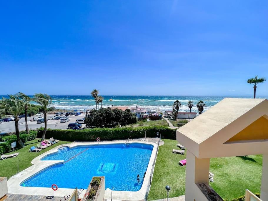 Oleholidays 1133 Romana Playa Primera Linea Playa Марбеля Екстериор снимка
