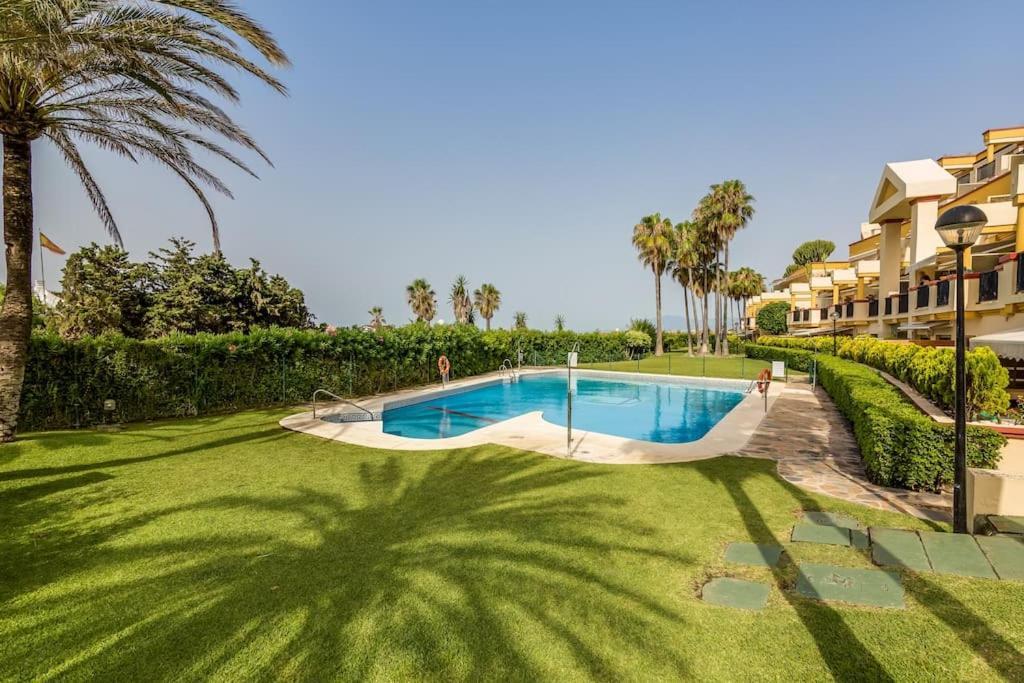 Oleholidays 1133 Romana Playa Primera Linea Playa Марбеля Екстериор снимка